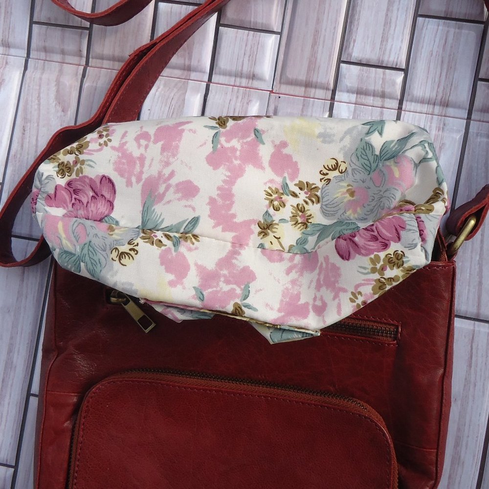 ESTALON genuine leather crossbody bag. - Picture 16 of 16